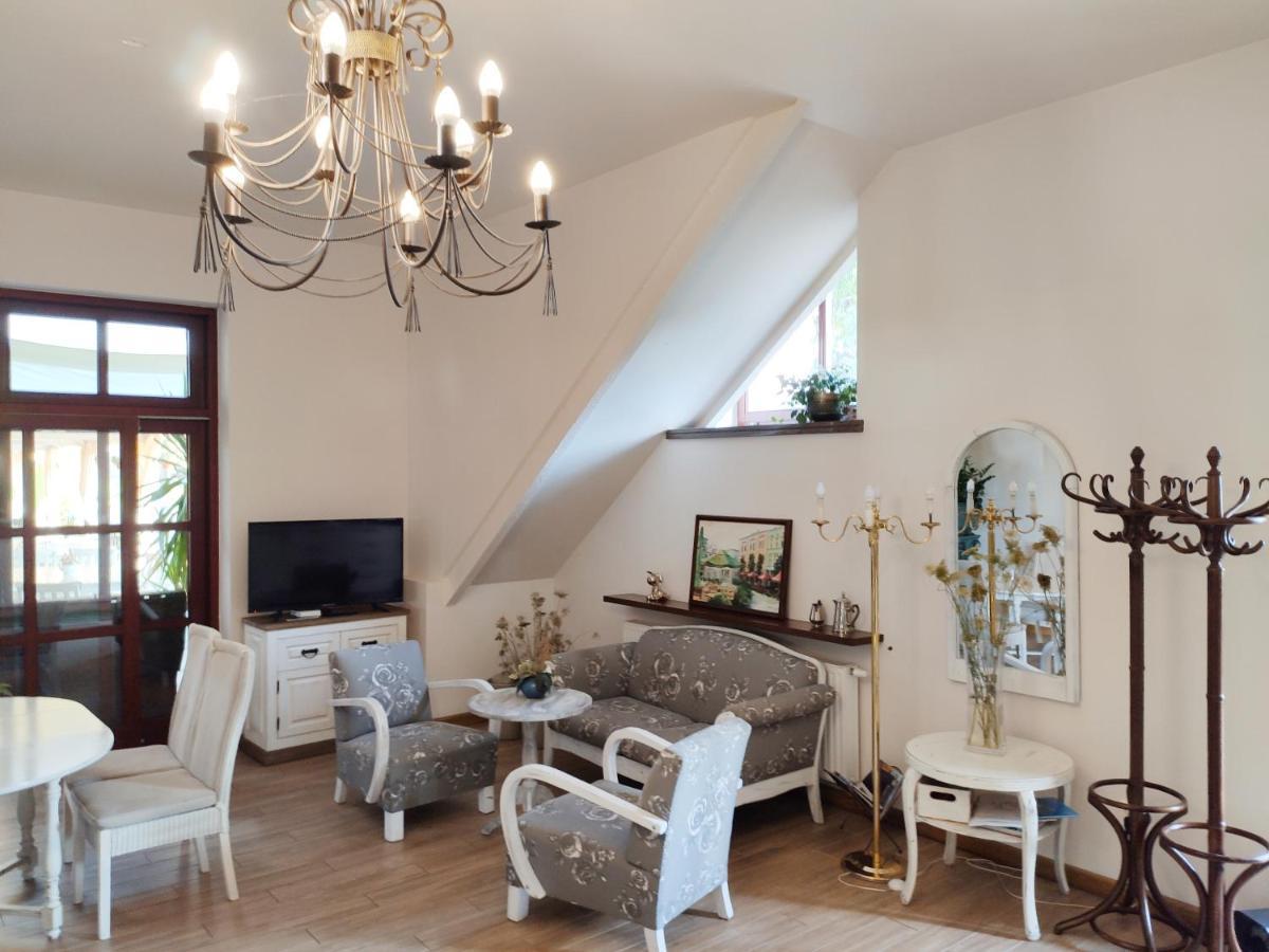 Hotel Sandro Silver & Spichlerz Antoniny Leszno  Bagian luar foto