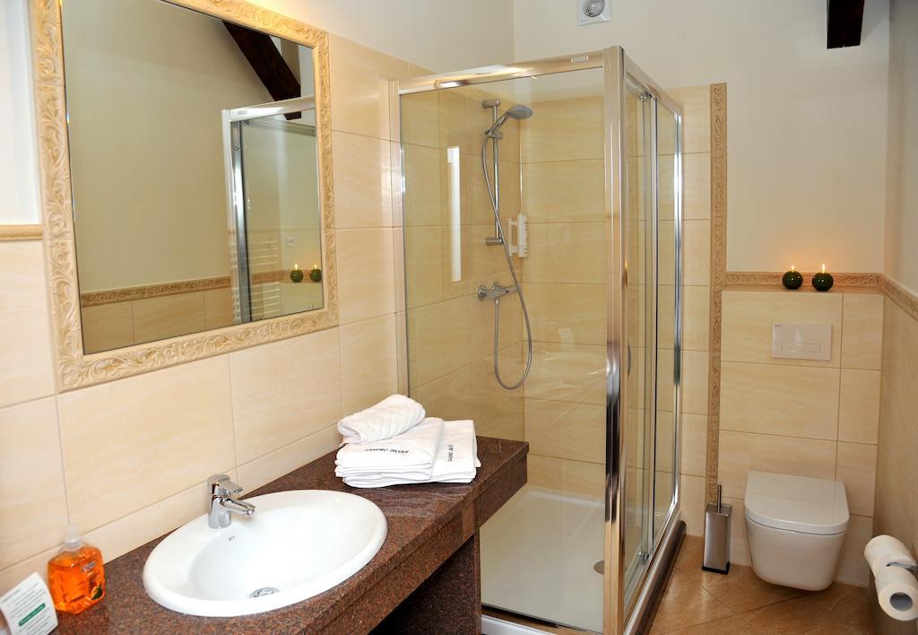 Hotel Sandro Silver & Spichlerz Antoniny Leszno  Bagian luar foto